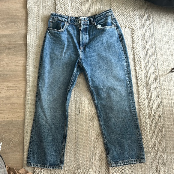 Zara Jeans. Brand New never been worn. Size 44 EUR 12 USA 34 MEX. Button fly - Picture 1 of 1